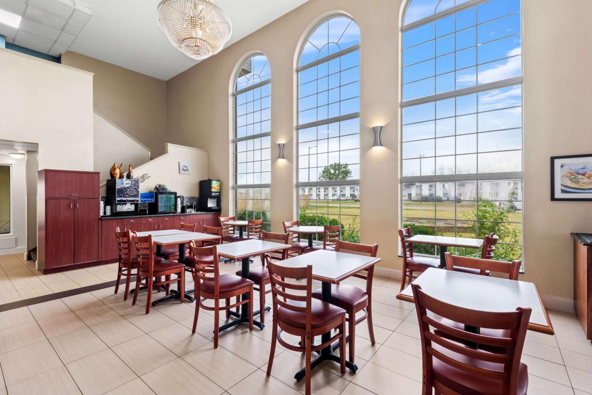 Best Western Airport Inn Moline Exterior foto